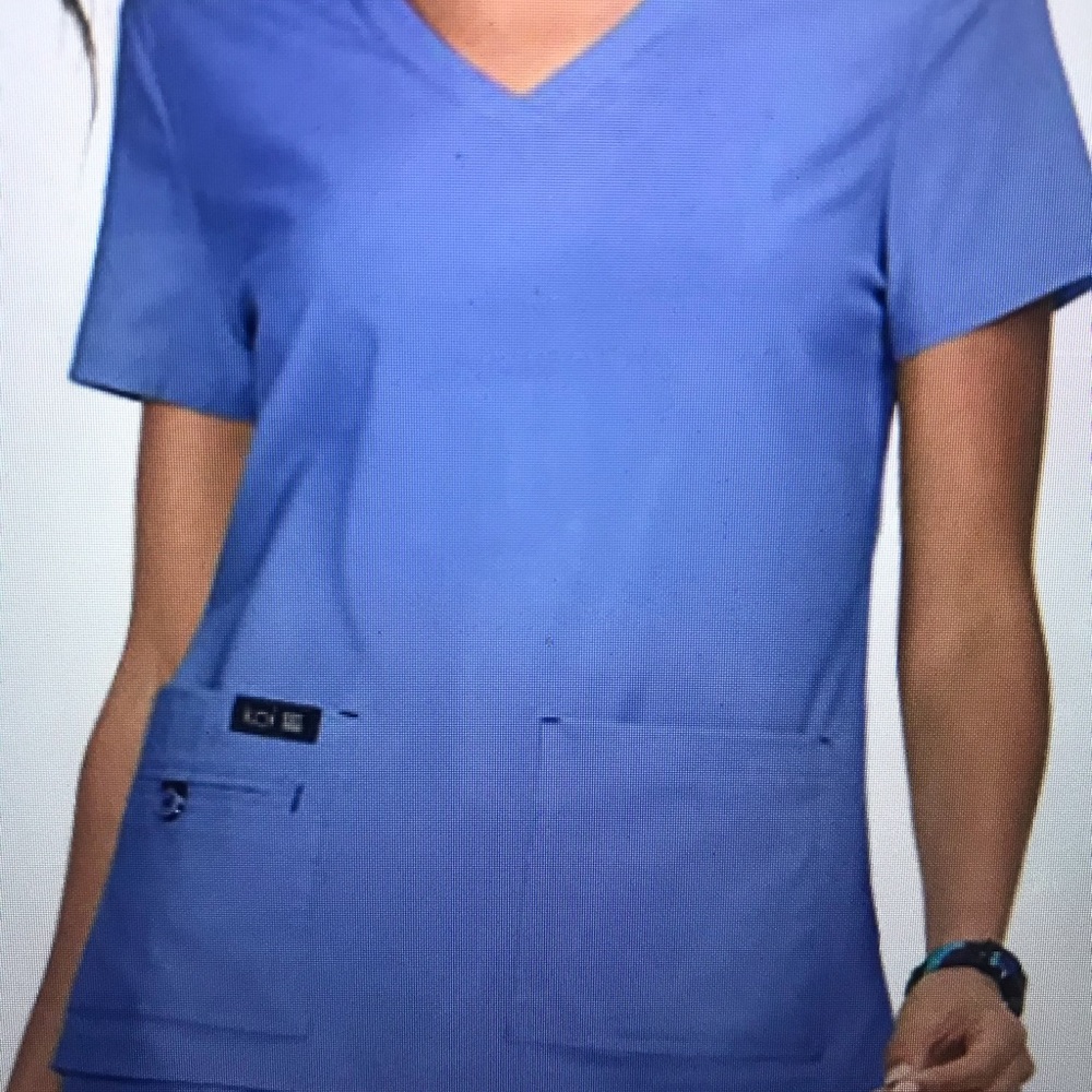 KOI Basics women’s scrub set - ceil blue